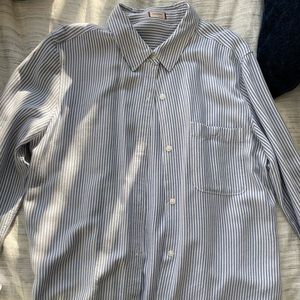 ARITZIA SUNDAYS BEST STRIPPED BUTTON UP IN SIZE M